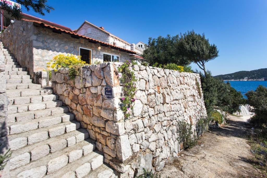 Guest House Simunovic スドゥラド エクステリア 写真